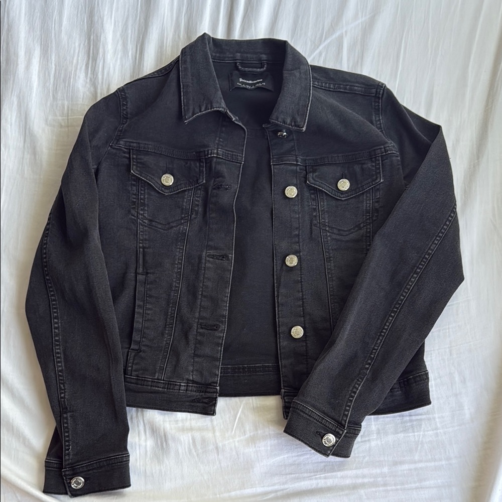 Stradivarius Black Denim Jacket